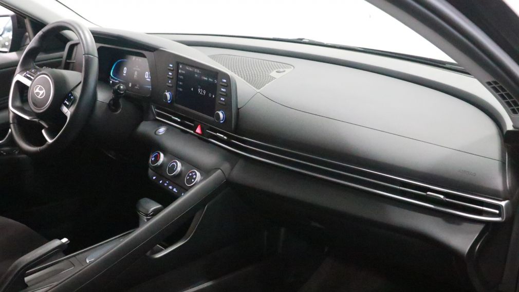 Hyundai Elantra Preferred 2025 d&rsquo;occasion à vendre - 24