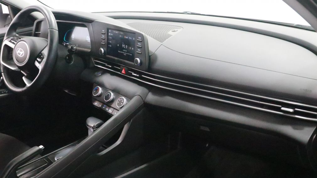 Hyundai Elantra Preferred 2025 d&rsquo;occasion à vendre - 22