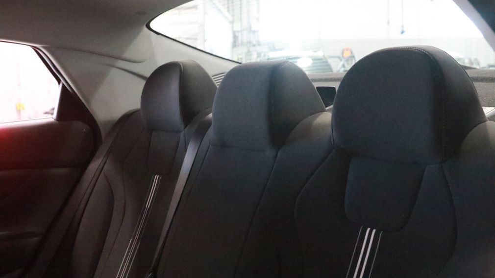 Hyundai Elantra Preferred 2025 d&rsquo;occasion à vendre - 12