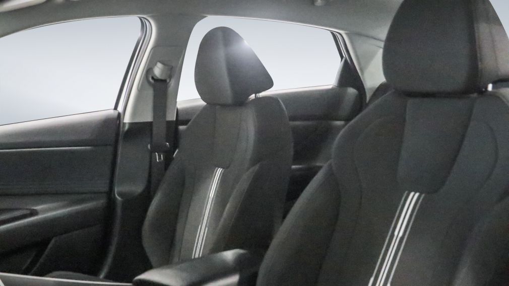 Hyundai Elantra Preferred 2025 à vendre à Trois-Rivières - 9