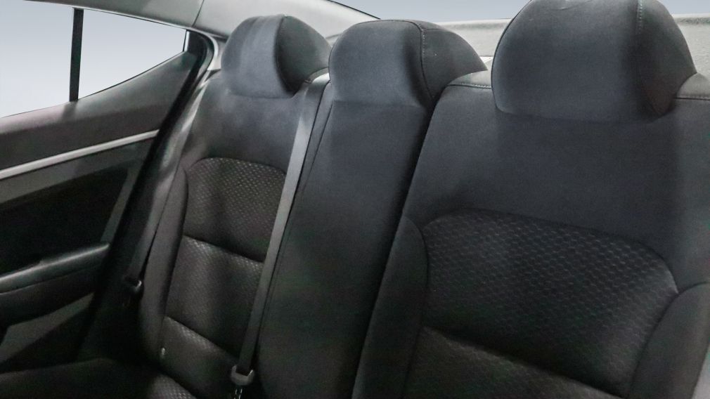 Hyundai Elantra Preferred 2019 d&rsquo;occasion à vendre - 12