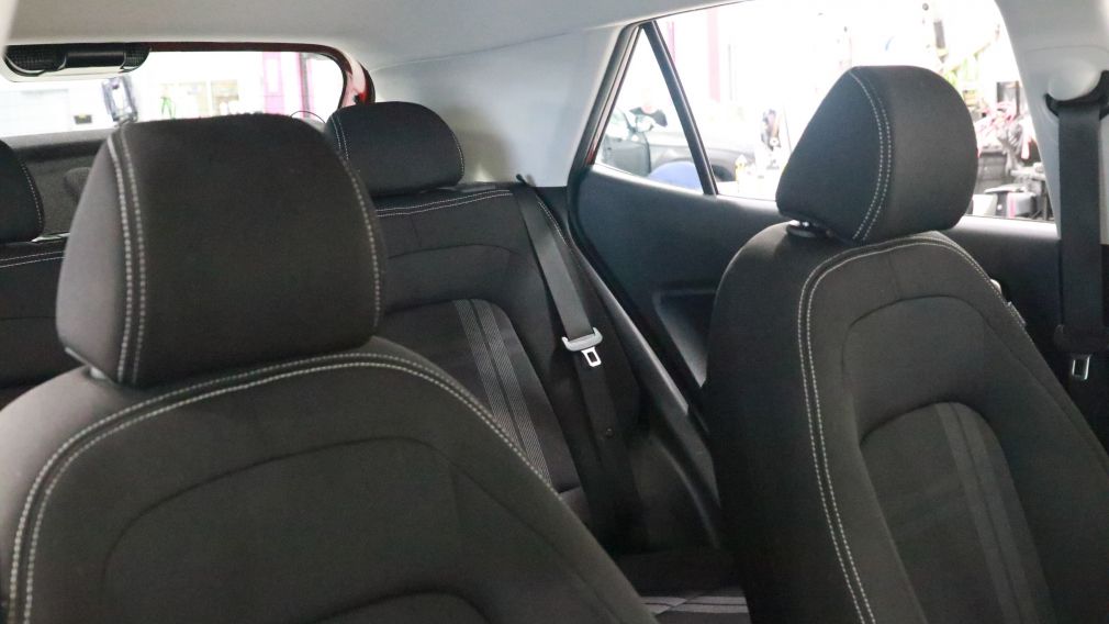 Hyundai Venue Preferred 2024 d&rsquo;occasion à vendre - 22
