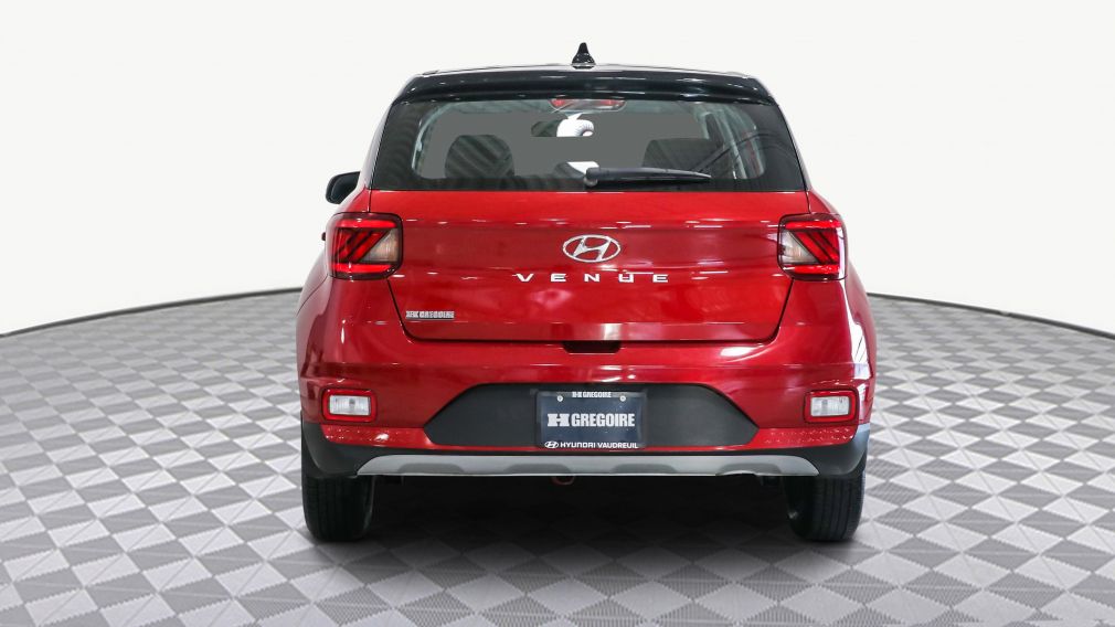 Hyundai Venue Essential 2022 d&rsquo;occasion à vendre - 6