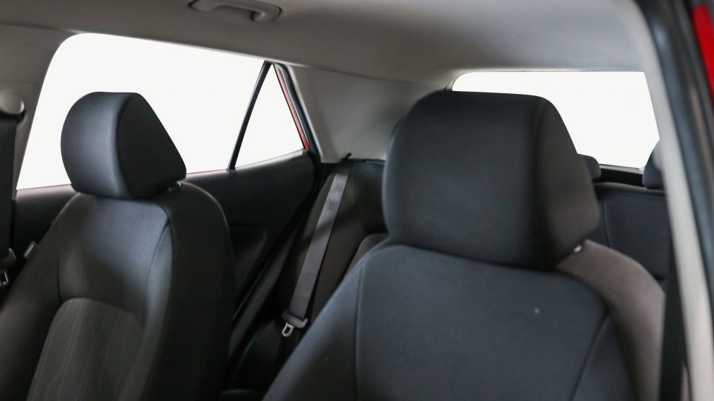 Hyundai Venue Essential 2022 d&rsquo;occasion à vendre - 9