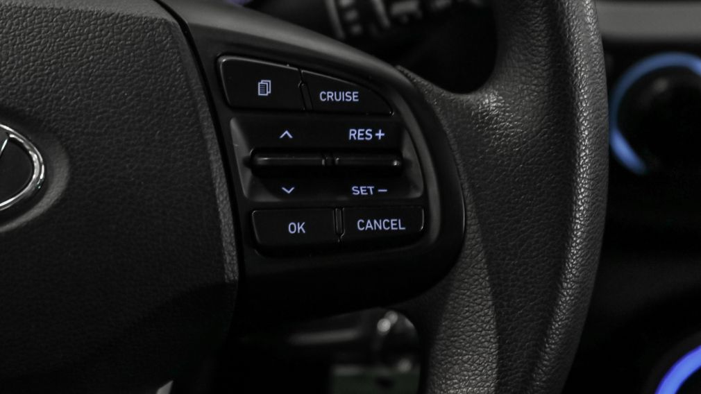 Hyundai Venue Essential 2022 d&rsquo;occasion à vendre - 15