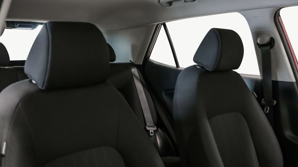 Hyundai Venue Essential 2022 d&rsquo;occasion à vendre - 23