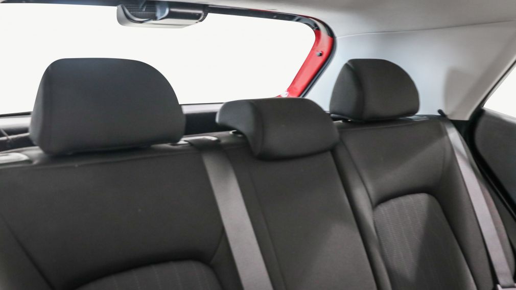 Hyundai Venue Essential 2022 d&rsquo;occasion à vendre - 25