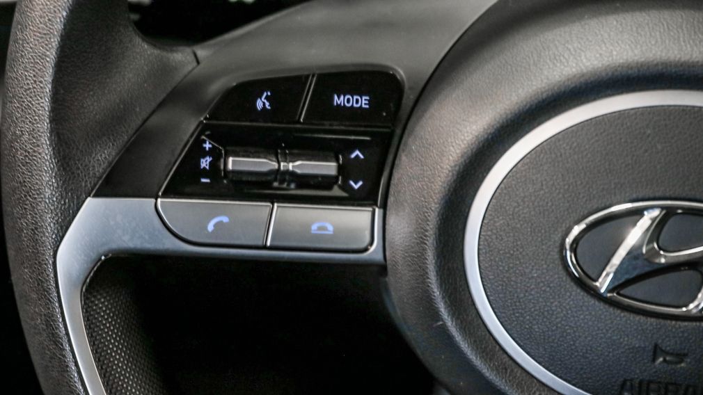 Hyundai Elantra Essential 2021 d&rsquo;occasion à vendre - 14