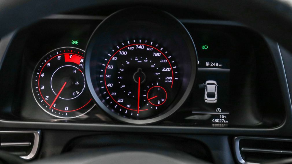 Hyundai Elantra Essential 2021 d&rsquo;occasion à vendre - 17