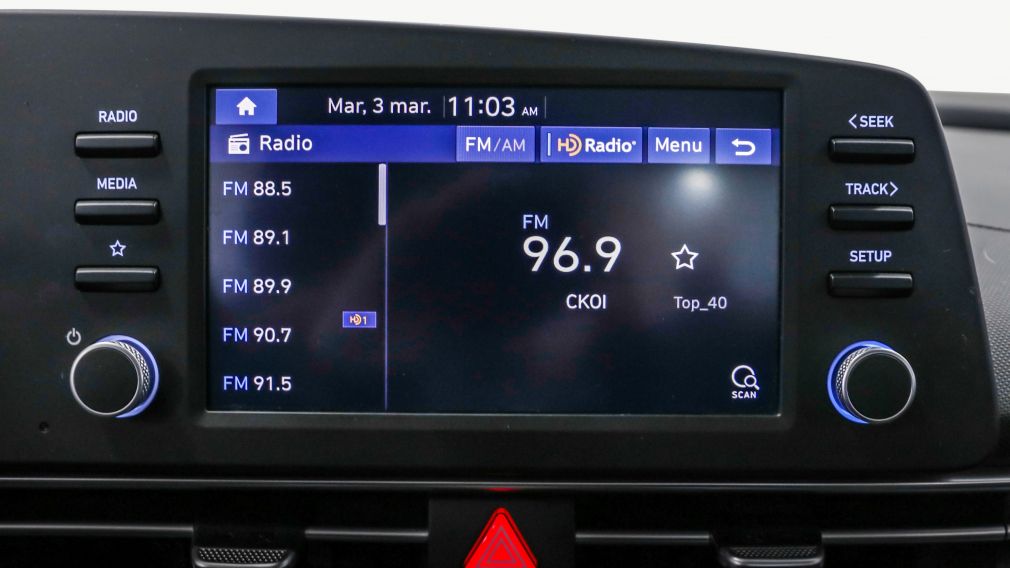 Hyundai Elantra Essential 2021 d&rsquo;occasion à vendre - 19