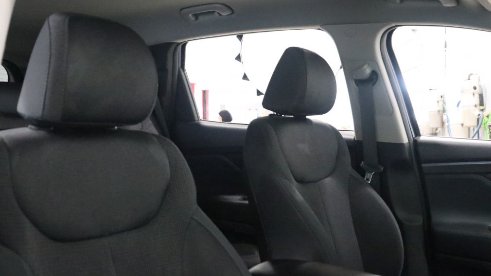 Hyundai Santa Fe Essential 2021 d&rsquo;occasion à vendre - 25