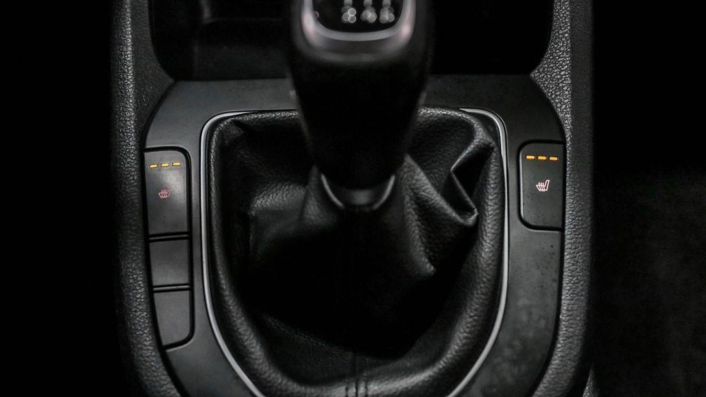 Kia Forte LX 2020 d&rsquo;occasion à vendre - 22