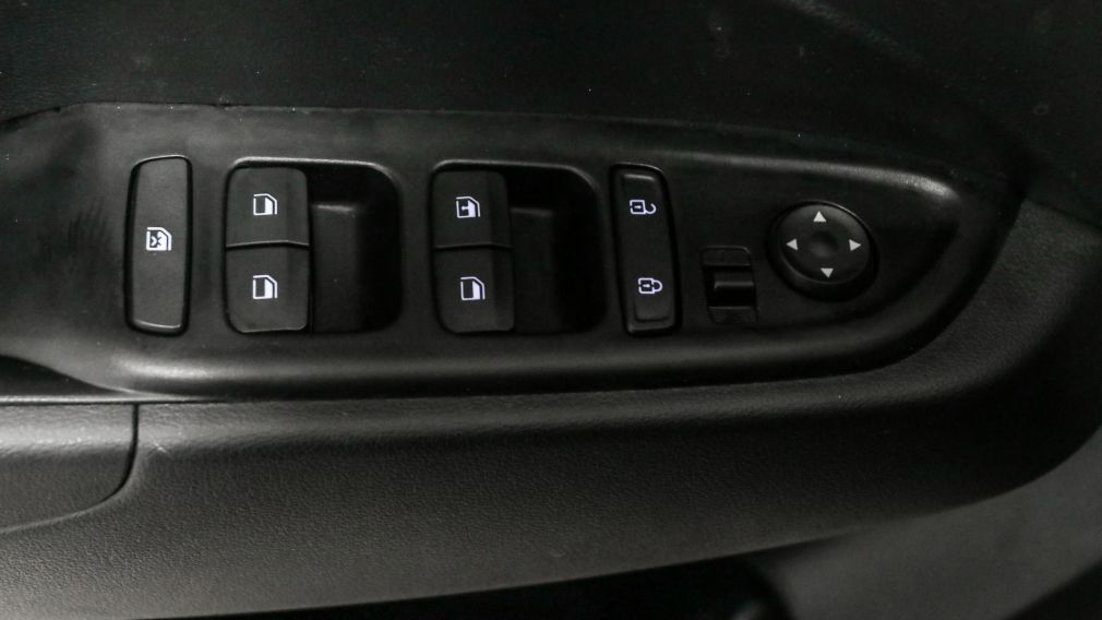 Hyundai Venue Preferred 2023 d&rsquo;occasion à vendre - 10