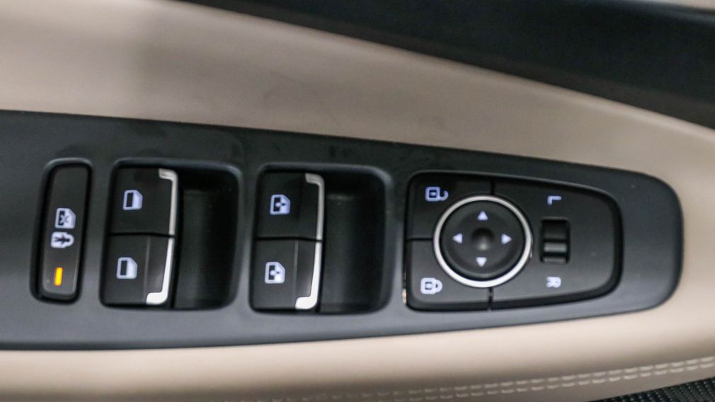 Hyundai Santa Fe Preferred 2023 d&rsquo;occasion à vendre - 11