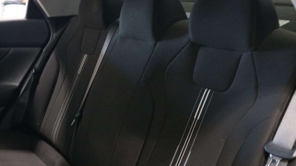 Hyundai Elantra Preferred 2021 d&rsquo;occasion à vendre - 12