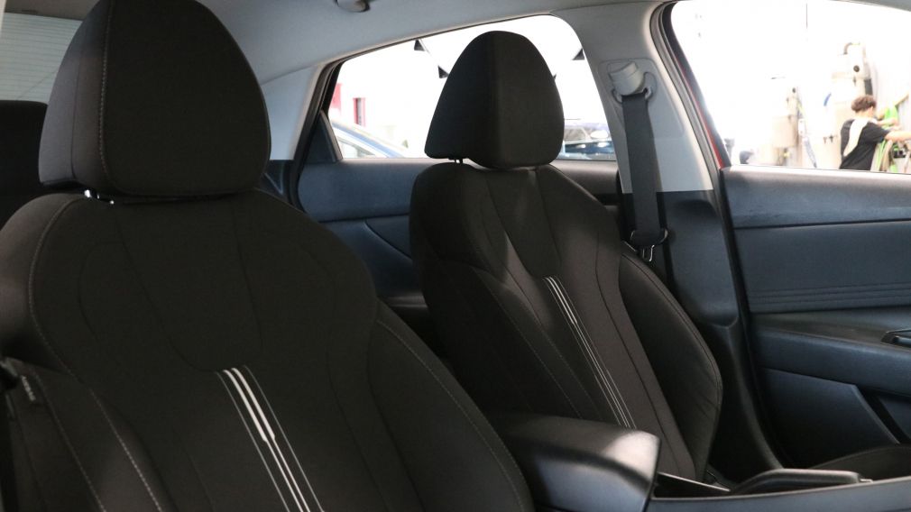 Hyundai Elantra Preferred 2021 d&rsquo;occasion à vendre - 24