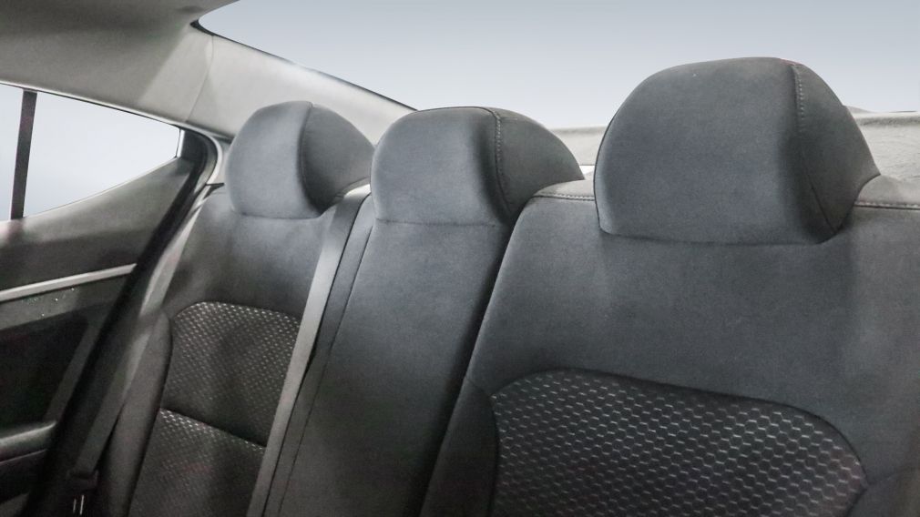 Hyundai Elantra Preferred 2019 à vendre à Trois-Rivières - 12