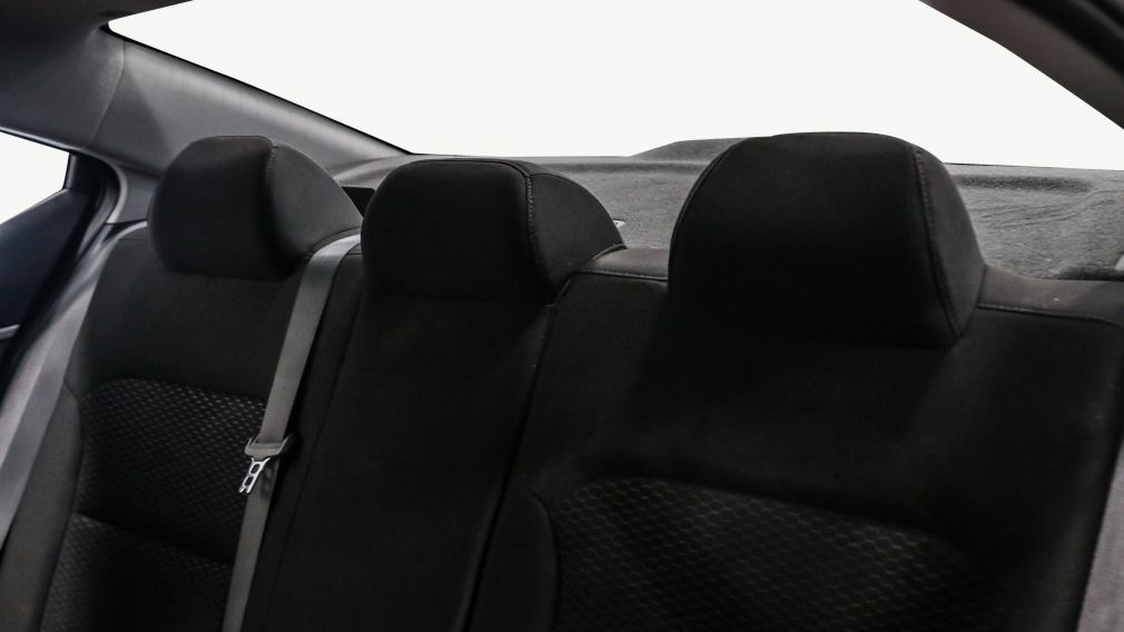 Hyundai Elantra Preferred 2019 d’occasion à vendre - 12