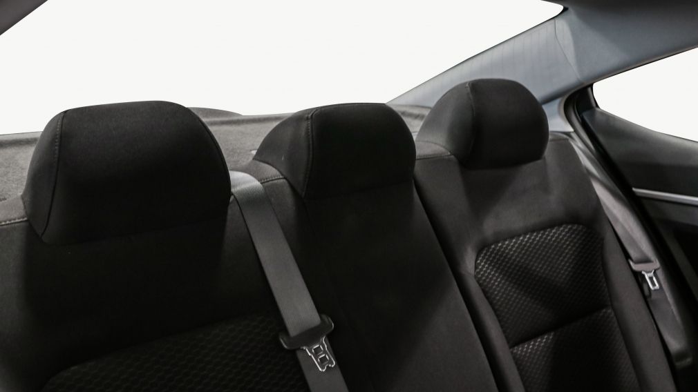 Hyundai Elantra Preferred 2019 d’occasion à vendre - 25