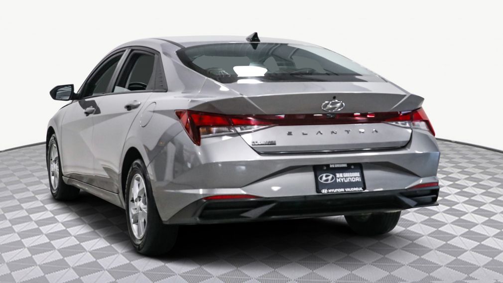 Hyundai Elantra Essential 2023 d&rsquo;occasion à vendre - 5