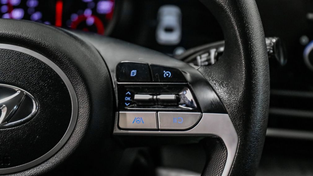 Hyundai Elantra Essential 2023 d&rsquo;occasion à vendre - 15