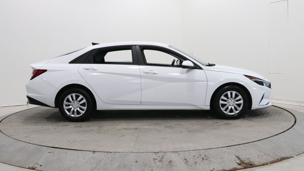 Hyundai Elantra Essential 2022 d&rsquo;occasion à vendre - 8