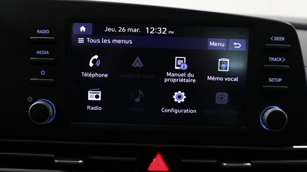 Hyundai Elantra Essential 2022 d&rsquo;occasion à vendre - 18