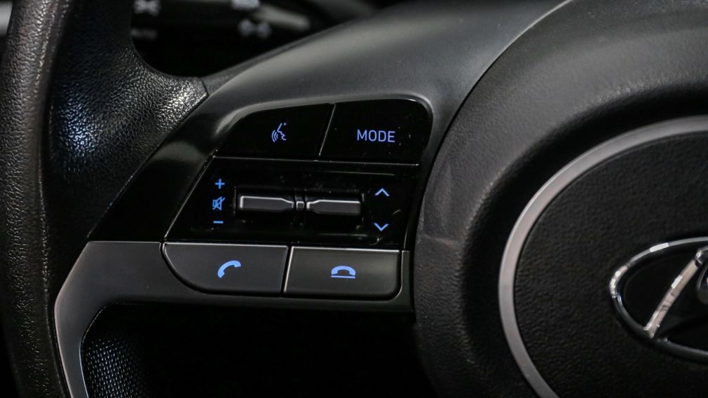 Hyundai Elantra Essential 2022 d&rsquo;occasion à vendre - 14