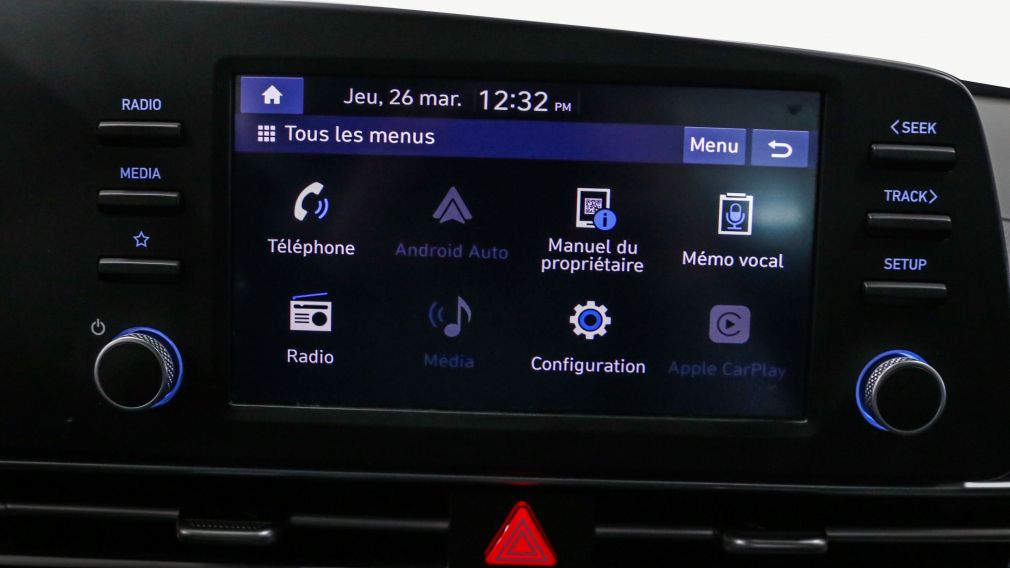 Hyundai Elantra Essential 2022 d&rsquo;occasion à vendre - 19