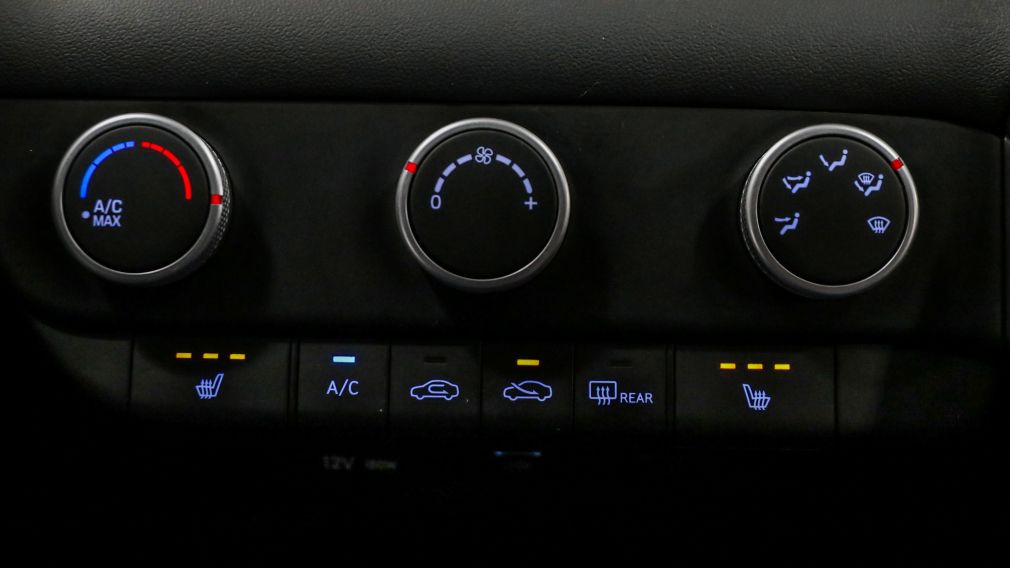 Hyundai Elantra Essential 2022 d&rsquo;occasion à vendre - 20