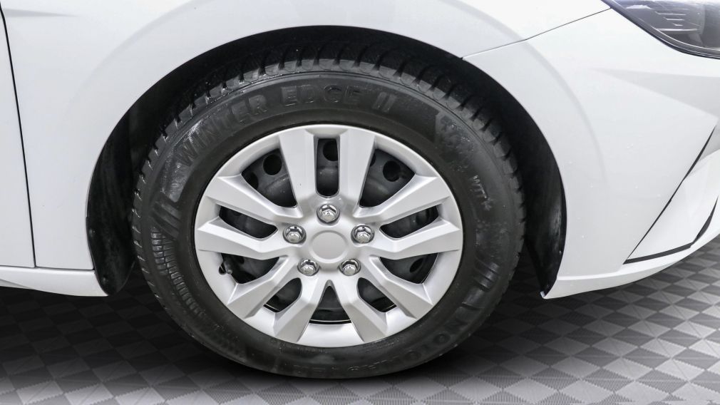 Hyundai Elantra Essential 2022 d&rsquo;occasion à vendre - 25