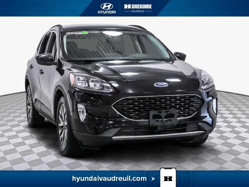2022 Ford Escape Titanium AWD