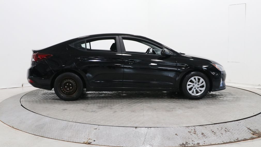 Hyundai Elantra Essential 2019 d&rsquo;occasion à vendre - 8
