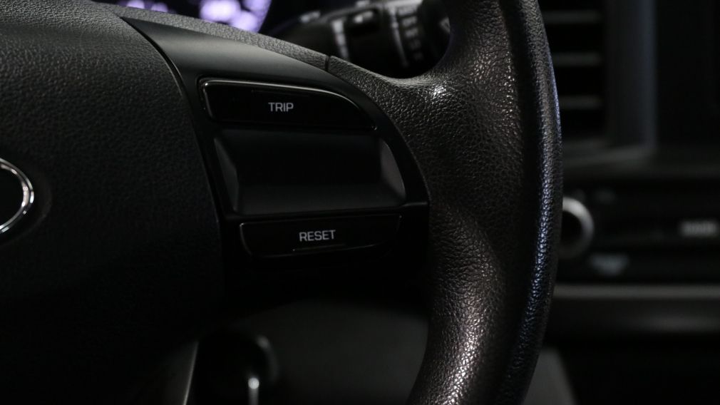 Hyundai Elantra Essential 2019 d&rsquo;occasion à vendre - 15
