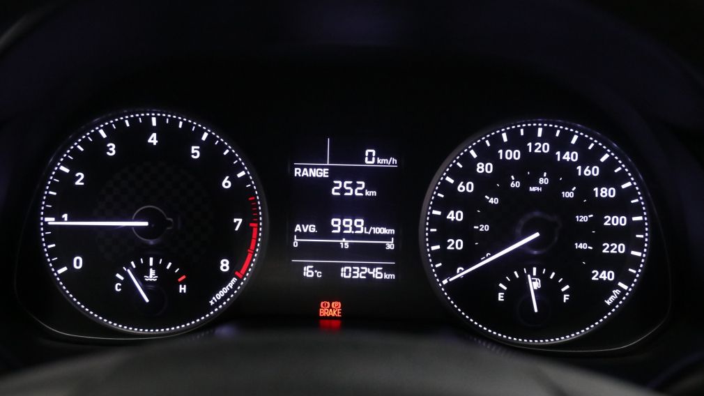 Hyundai Elantra Essential 2019 d&rsquo;occasion à vendre - 17