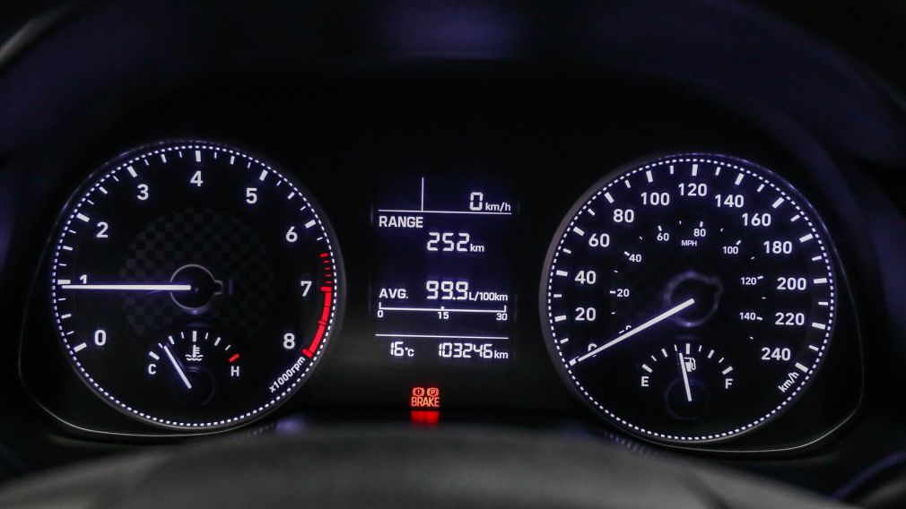 Hyundai Elantra Essential 2019 d&rsquo;occasion à vendre - 17