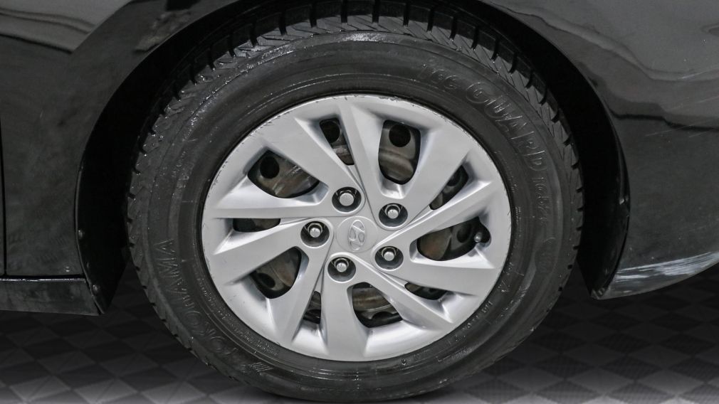 Hyundai Elantra Essential 2019 d&rsquo;occasion à vendre - 25